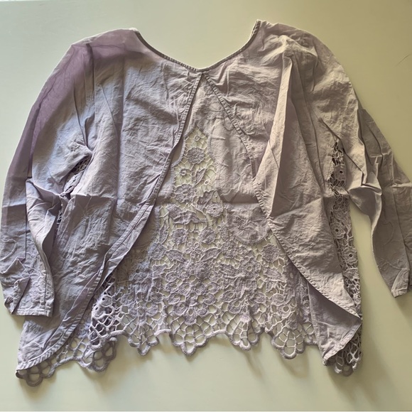 Kimchi Blue Urban Outfitters | Embroidered cotton lilac purple blouse | Openback - Picture 9 of 11